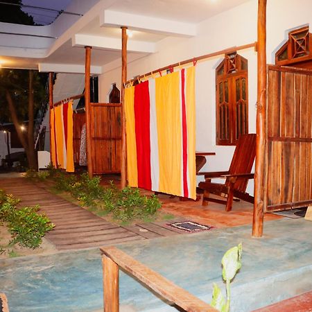 Surfers Park Arugambay Panzió Arugam Bay Kültér fotó